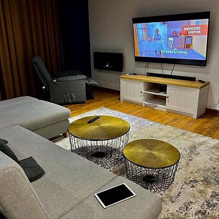 شقة Roof Top Luxury بلاغويفغراد المظهر الخارجي الصورة